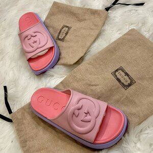 Gucci Interlocking g Rubber Slides